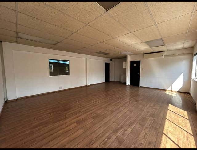 265M² WAREHOUSE TO LET IN EASTGATE